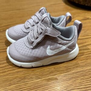 Nike Baby Shoes in Purple and White